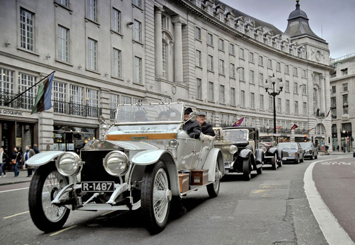 Парад Rolls-Royce