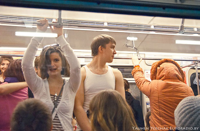 Раздетые в минском метро