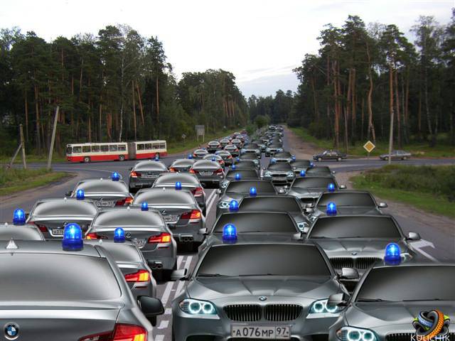 Рублёвка. Утро.