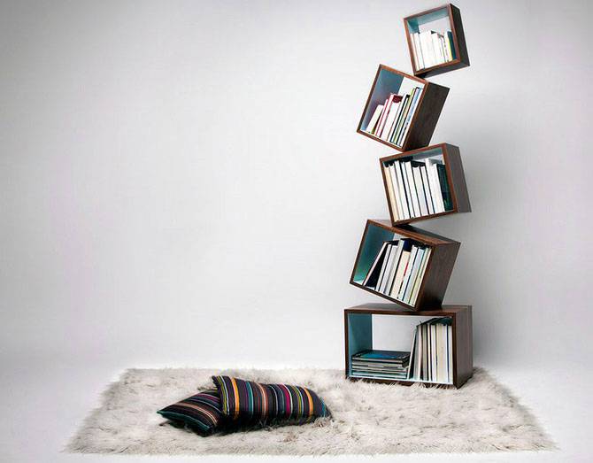 Креативная книжная полка Equilibrium