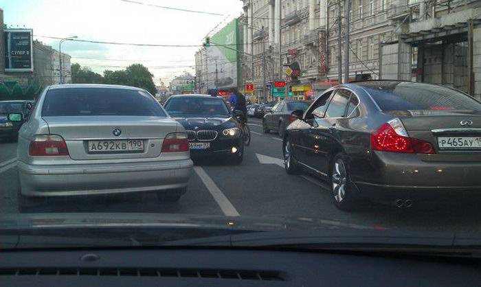 Расступись! (2 фото)