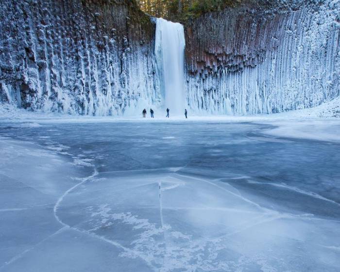 Ледяной водопад