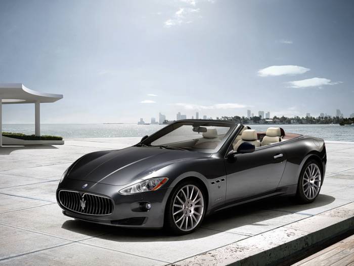 Maserati GranCabrio (8 фото)