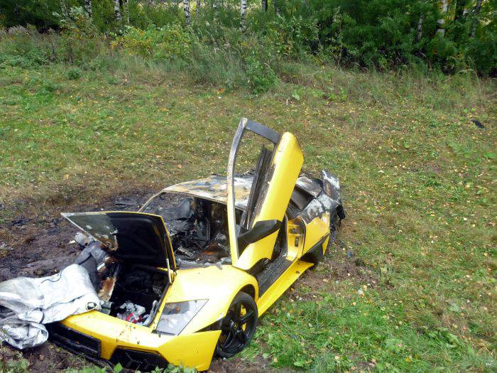 Столкновение Lamborghini и Chevrolet (5 фото)