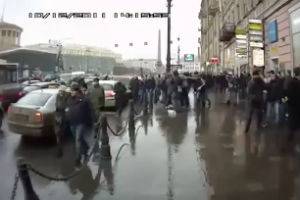 Полиционер и оппозиционер