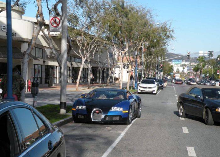 Пассажир шикарного Bugatti Veyron (10 фото)