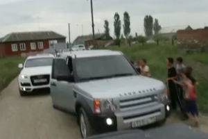 Езда через цыганский хутор