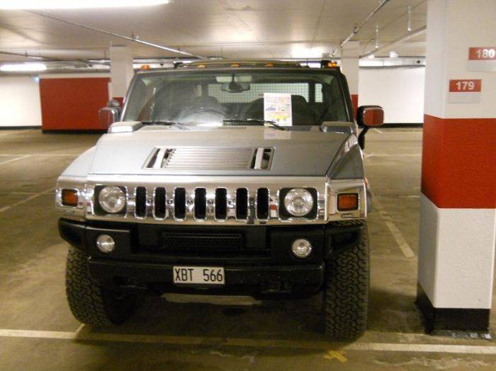 Троллинг владельца Hummer (3 фото)