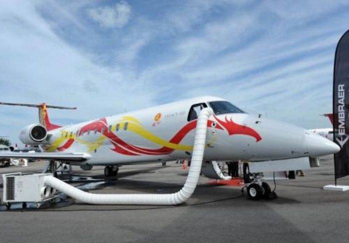Шикарный Legacy 650 Джеки Чана (12 фото)