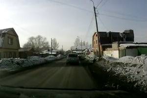 Красиво ушел в сугроб
