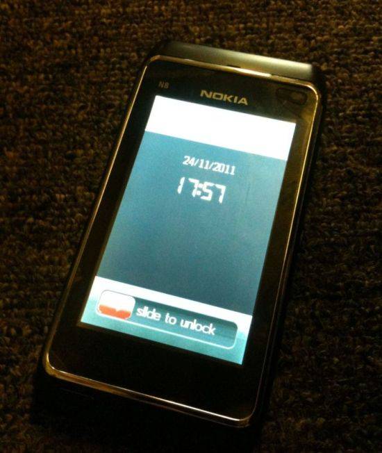 Китайский Nokia N8 (4 фото)