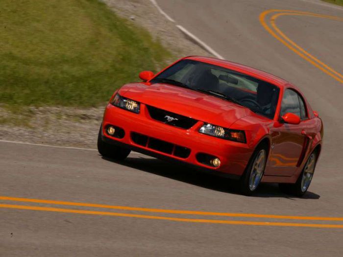 Ford Mustang SVT Cobra