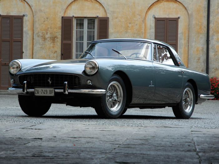 Ferrari 250 GT Coupe
