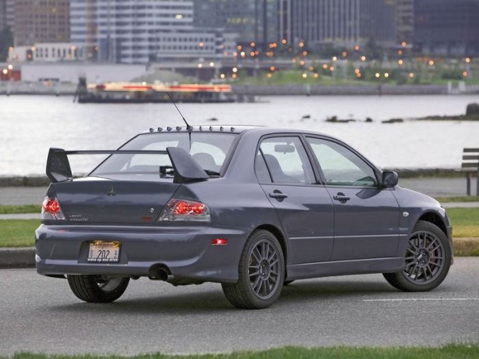 Mitsubishi Lancer Evolution MR
