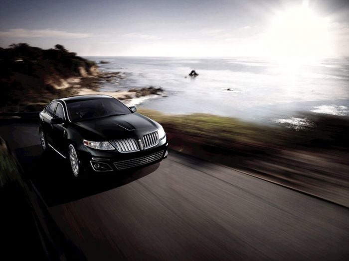Lincoln MKS