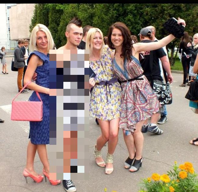 Необычная одежда на защиту диплома (4 фото)