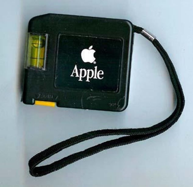 Большая коллекция дурацких продуктов Apple