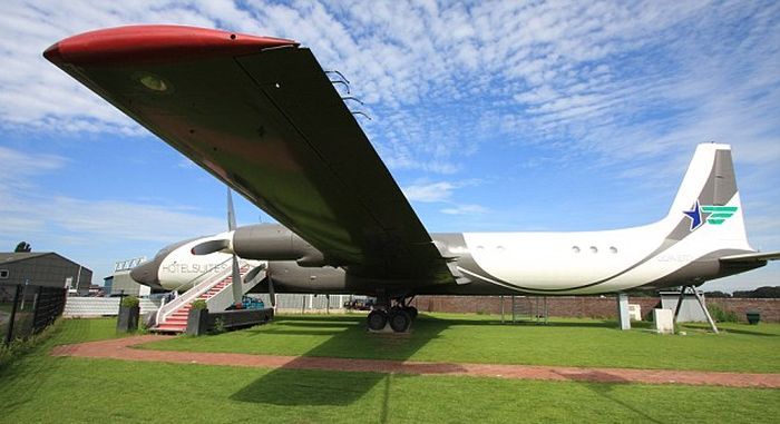 Ил-18 стал шикарным отелем
