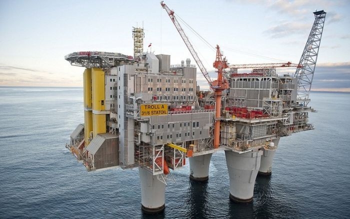Газовая платформа Тролль-А у западного побережья Норвегии