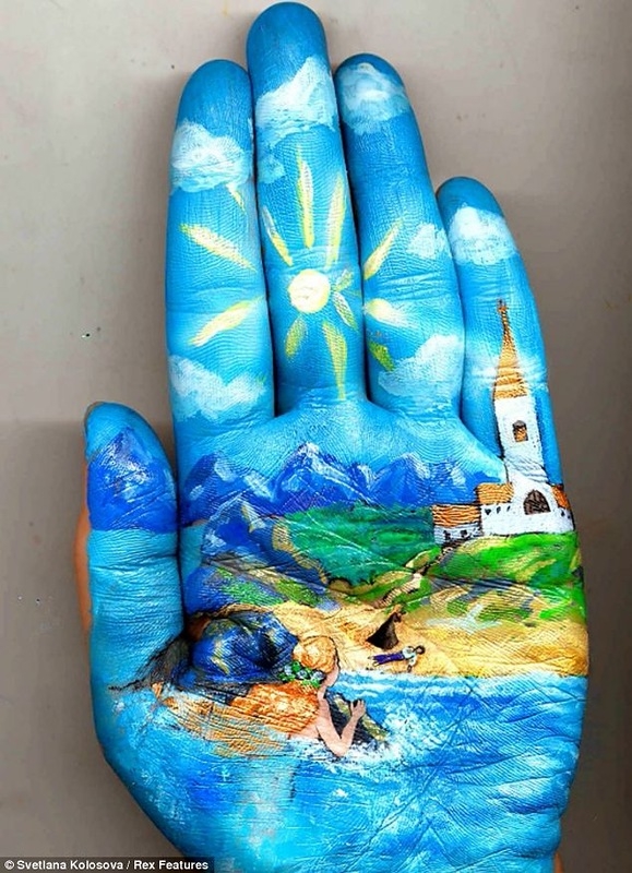 Картины на ладони