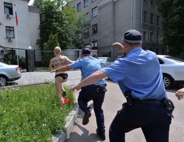 Забавные фотографии с пошлым подтекстом