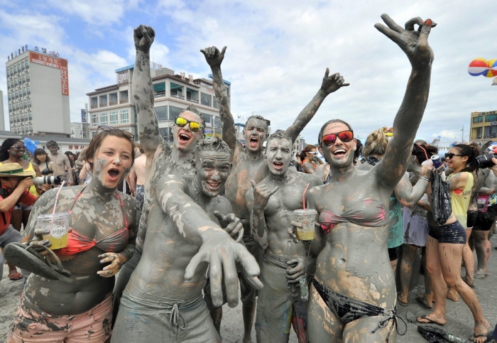 Фестиваль грязи - Boryeong Mud Festival