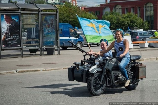 Как в России отпраздновали день ВДВ