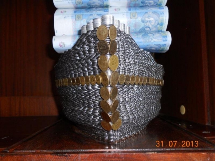 Кораблик из денег