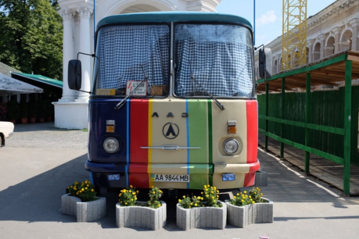 Прикольный загадочный автобус