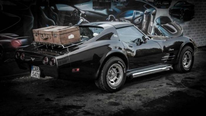 Перезапуск Chevrolet Corvette Stingray 1976