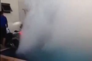 Искусственный шторм в бассейне