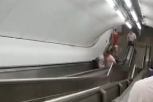 Неудачная попытка "понта" в метро