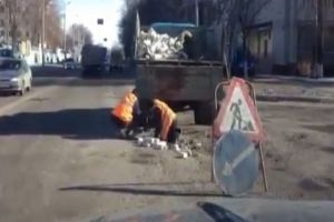 Вот как делают дороги в России