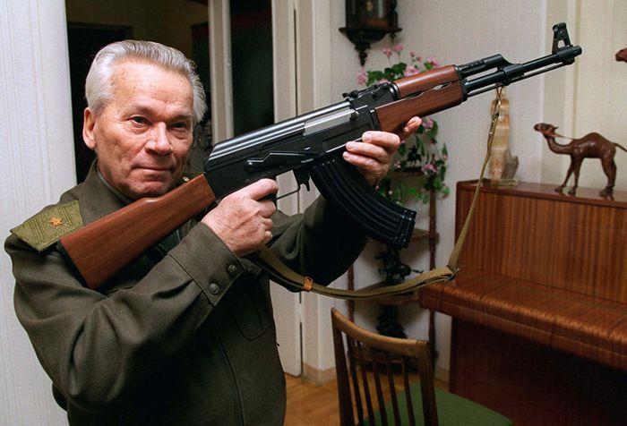 Из жизни ушел Михаил Калашников