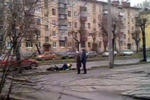 Пьяный дядя на мопеде