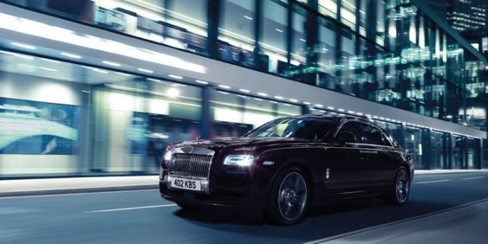 Новая версия Rolls-Royce Ghost имеет мощность 600 лошадиных сил