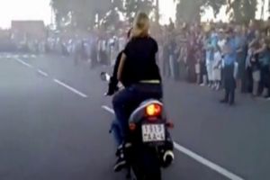 На спортивном мотоцикле нужно еще уметь ездить