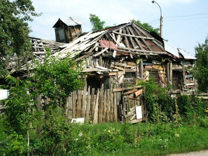 Домик для зомби апокалипсиса?