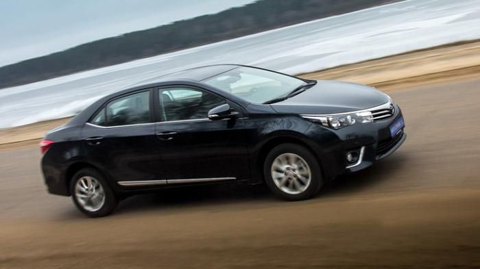 Тест-драйв новой Toyota Corolla