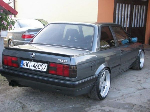 BMW с новым двигателем выставлен на продажу
