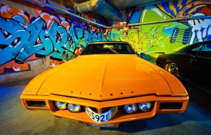 Выставка легендарных автомобилей