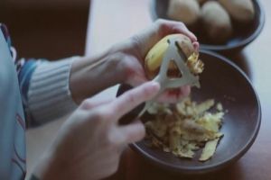 Готовим вкусные чипсы дома