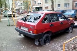 Что случается, если паркуешься на детской площадке