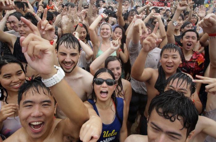 Фестиваль грязи в Южной Корее, "Boryeong mud festival"