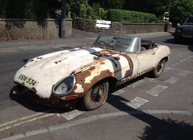Jaguar E-type оценивается в круглую сумму