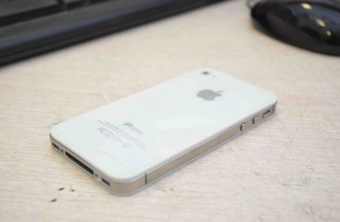 Настоящий iPhone