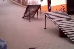 Прыжок на велосипеде не удался