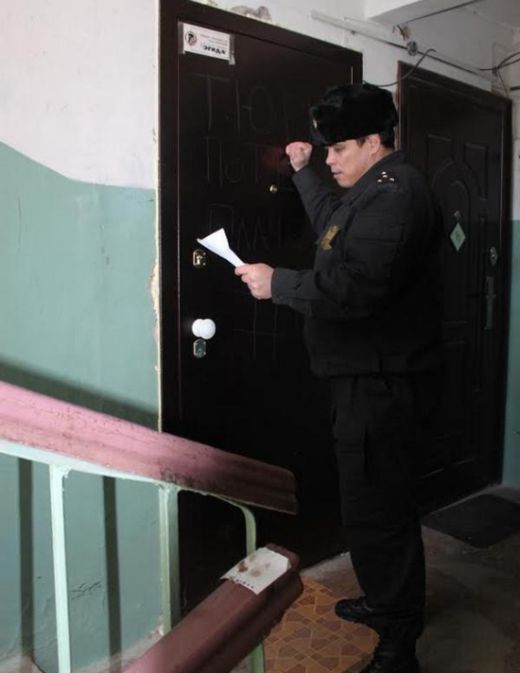 Залез в холодильник