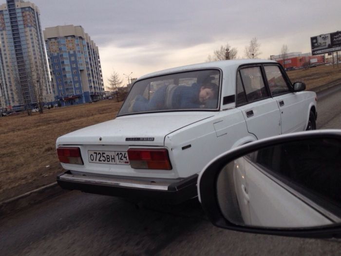 Юмор в фото с автомобилями