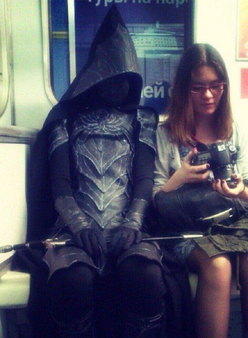 Странные люди в метро